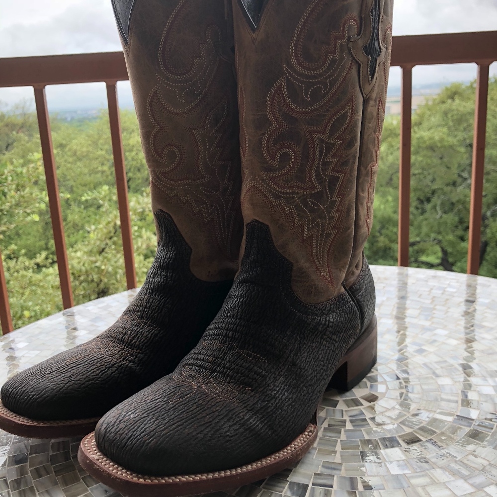 Lucchese Handmade Horseman Sanded Shark Boot Sz. 8